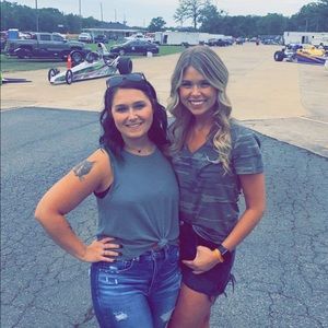 Meet your Posher, Ariel